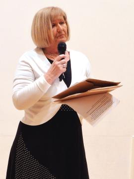 Predsednica DU Cerklje Marta Hočevar se je zahvalila  vsem nastopajočim za kvaliteten program  